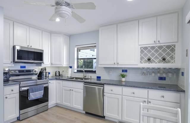 3736 Freshwater Drive photos photos