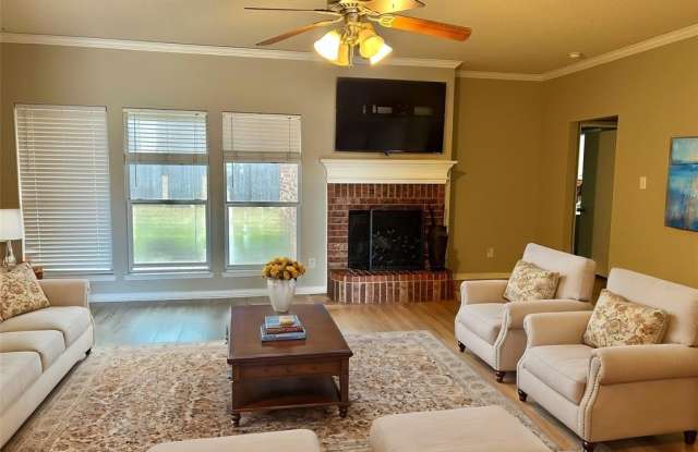 634 Dover Heights Trail Gallery 4