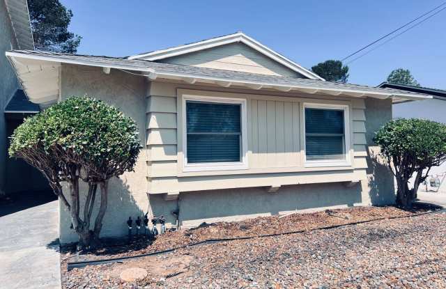$500 Move In Special-Updated Home with Yard in Lake Murray! photos photos