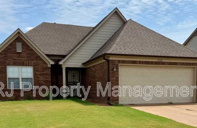 5520 Kaitlyn Dr E photos photos