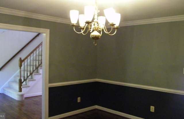 6325 DRILL FIELD COURT Gallery 4