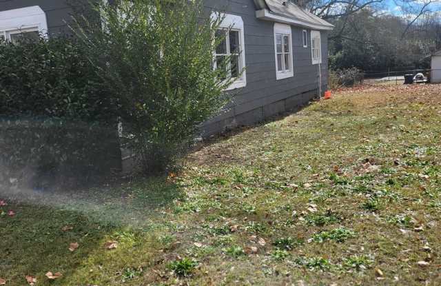 Charming 3 Bedroom 1 bath home - 1417 3rd Street South, Phenix City, AL 36869 Charming 3 Bedroom 1 bath home - 1417 3rd Street South, Phenix City, AL 36869