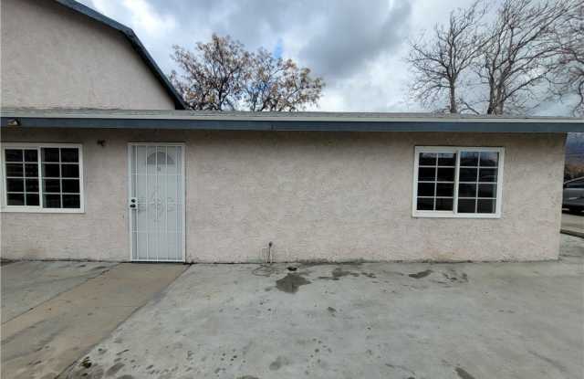 7722 Lankershim Avenue Gallery 4
