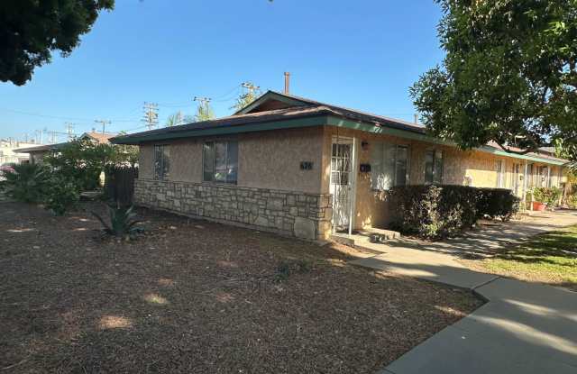 Cute 2 Bd 1Ba Unit in quiet 14 unit Apartment complex photos photos