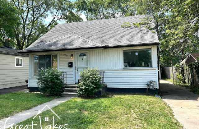 Stunning 3 Bedroom 1 Bathroom now available for rent - 22485 David Avenue, Eastpointe, MI 48021