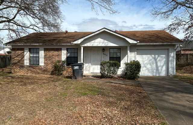 2213 S Hartford Cv photos photos