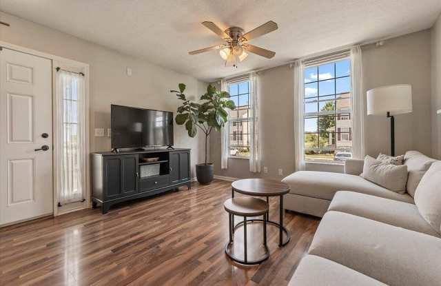 7043 Monarchos Dr # 13 Gallery 1