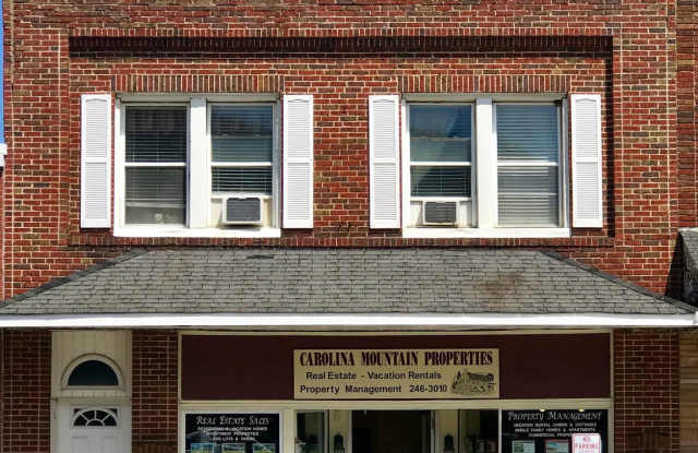 8 North Jefferson Avenue - 1 photos photos