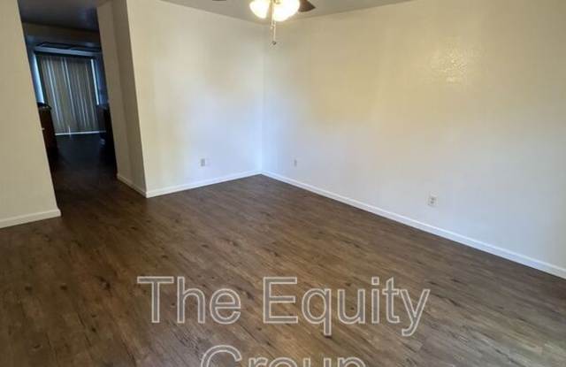 1328 South Rossmoor Gallery 3