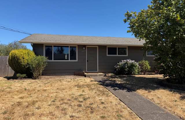 3-bedroom, 1 bath duplex with garage! photos photos 3-bedroom, 1 bath duplex with garage! photos photos
