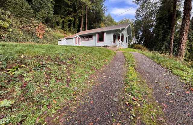 YOUR PACIFIC NORTHWEST RETREAT AWAITS! AV CHARGING STATION, GORGEOUS VIEWS, PRIVACY AND MORE! photos photos YOUR PACIFIC NORTHWEST RETREAT AWAITS! AV CHARGING STATION, GORGEOUS VIEWS, PRIVACY AND MORE! photos photos