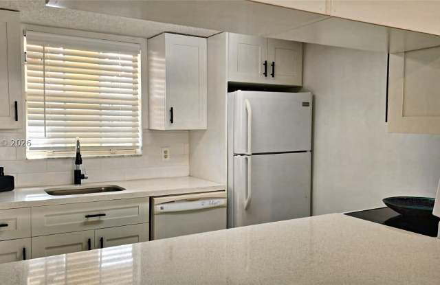 6339 La Costa Dr Gallery 2
