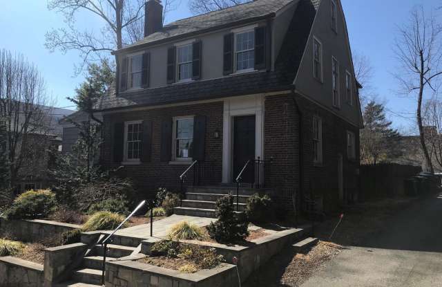 5442 CHEVY CHASE PKWY NW - 5442 Chevy Chase Parkway Northwest, Washington, DC 20015