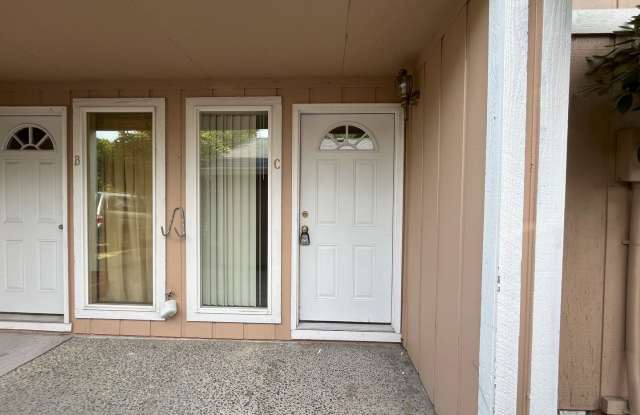 Rock Creek 4-plex Unit - 2 Bedrooms 1.5 Baths, 1,050 Sq. Ft INCLUDES 1 CAR DETACHED GARAGE!!!!! photos photos