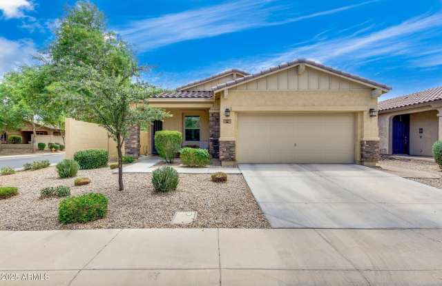 921 E DEL RIO Street - 921 East Del Rio Street, Chandler, AZ 85225