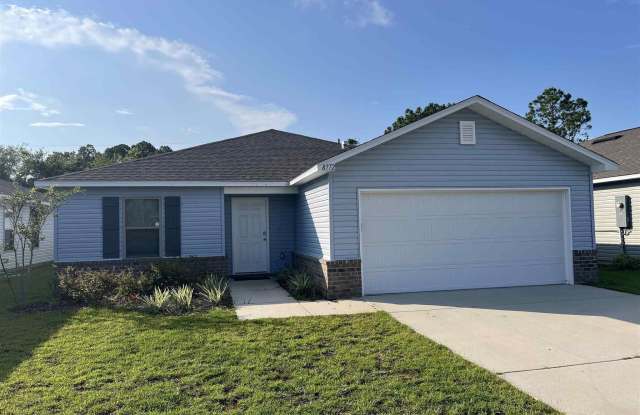 8772 Schooner Ln - 8772 Schooner Lane, Warrington, FL 32507