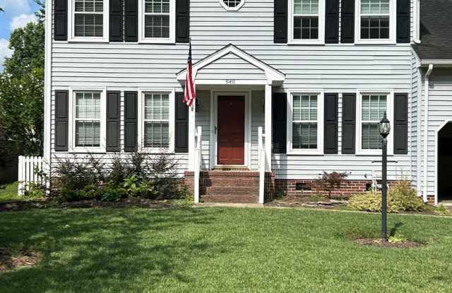 4BD/2.5BA in Albemarle Acres Neighborhood of Chesapeake - Lawn Care Included photos photos