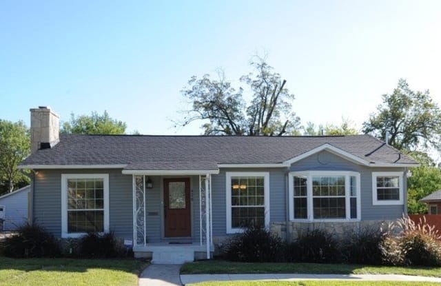 420 FUNSTON PL - 420 Funston Place, San Antonio, TX 78209