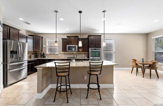 27414 Valle Bluff Gallery 2