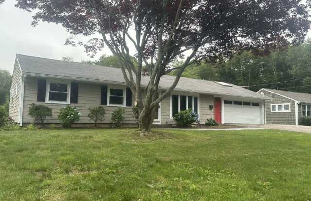 144 S Pier Road - 144 South Pier Road, Narragansett Pier, RI 02882