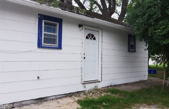 139 S. Lewis Ave. - 139 South Lewis Avenue, Waukegan, IL 60085