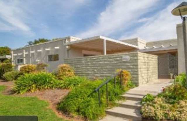 55+ Sunny, Bright 2 Bedroom, 2 Bathroom in Laguna Woods - 3038 Via Vista, Laguna Woods, CA 92637