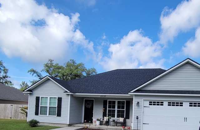 Beautiful 4BR 2BA home in Quarterman Estates located in Lake Park, GA! photos photos