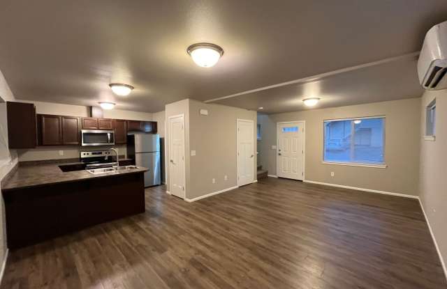 Townhouse Style 3 Bedroom Gallery 3