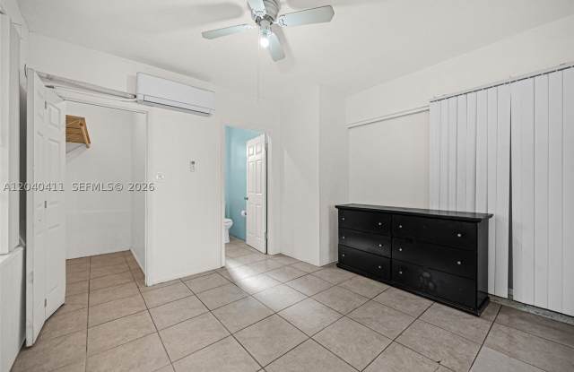 5069 NW 41st Ct Gallery 3