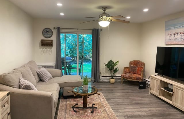 321-323 Shore Drive - 321-323 Shore Drive, Highlands, NJ 07732