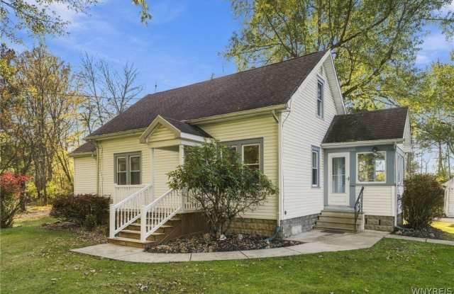 3600 Transit Road Gallery 2