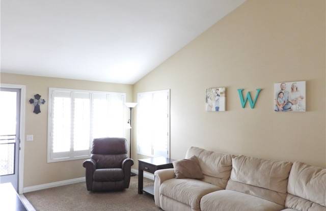 19982 Wrightwood Court Gallery 3