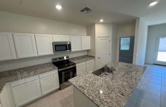 2073 E Driftwood Drive Gallery 2