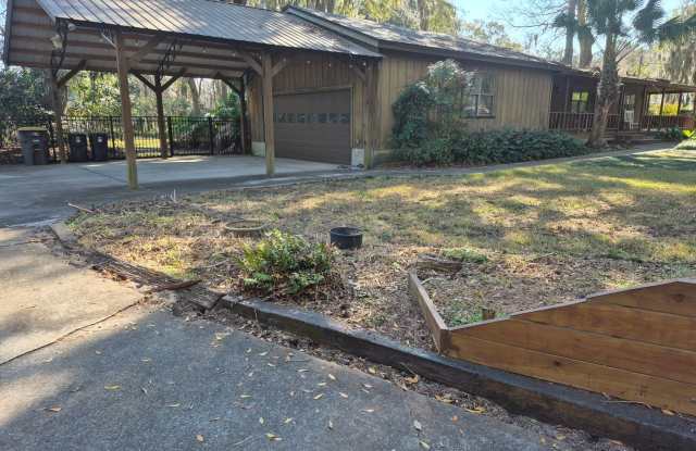 Cabin living in the suburbs photos photos