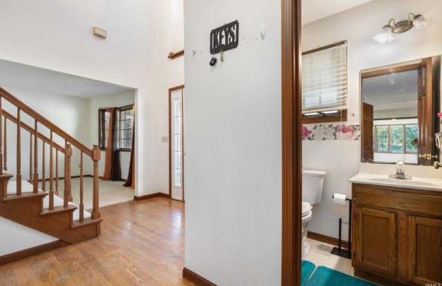 13741 Creston Hills Drive Gallery 3