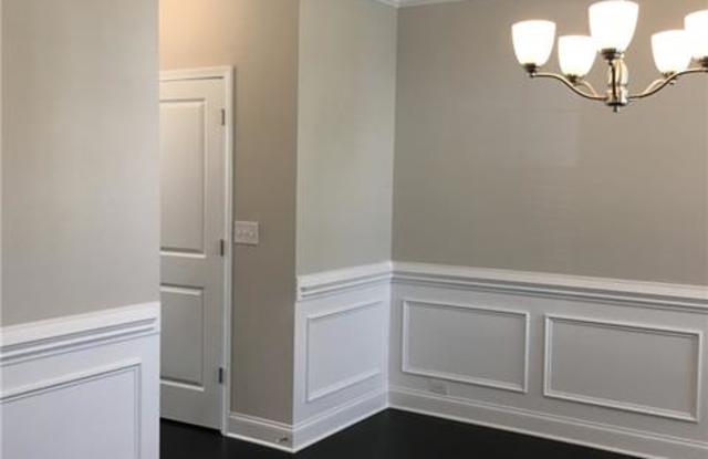 3866 Lake Breeze Drive Gallery 3