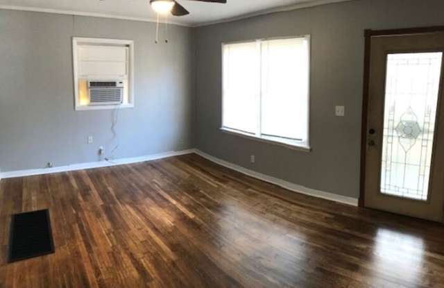 5236 Lomnick Street Gallery 4