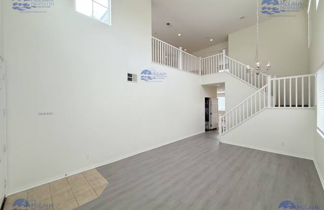 Beautiful, Clean, Large 4 Bedroom Home In Safe Gated Community Gallery 3