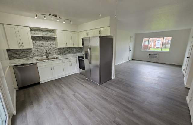 4709 Fishcreek Road - 2 photos photos