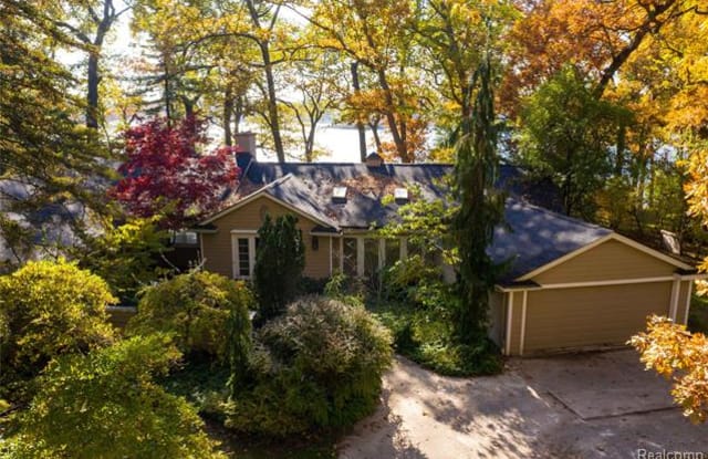 1001 TIMBERLAKE Drive - 1001 Timberlake Drive, Oakland County, MI 48302