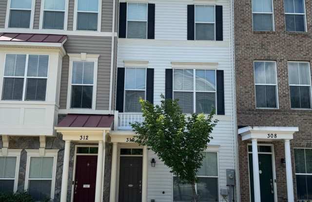 310 WHITE OAK Way photos photos