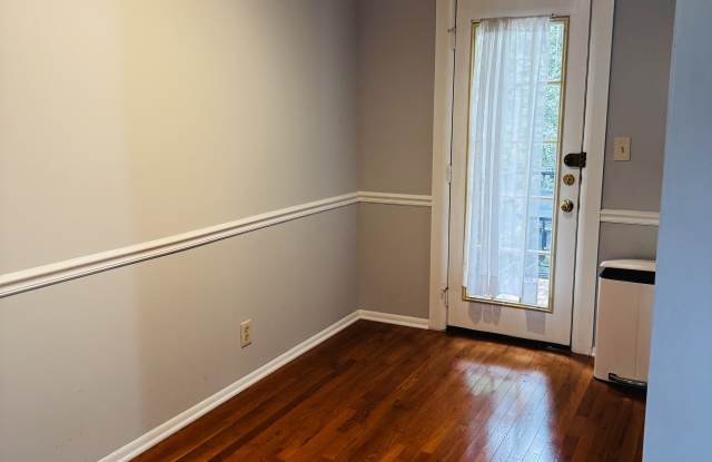 4641 28th Road South Gallery 4