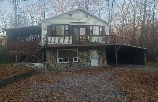 Rustic 1 Bedroom Single Family Home in Elizabethtown! photos photos