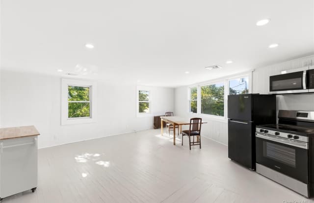 162 Mill Road Gallery 3