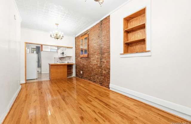 151 BERRY Street Gallery 3