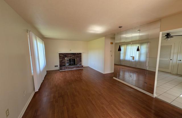 3442 Heatherfield photos photos