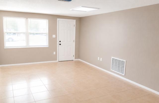 4080 Redwing Drive - Weeki Wachee Woodlands Gallery 3