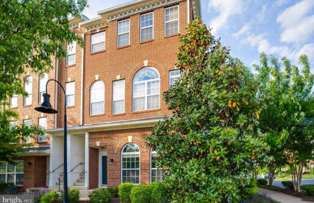15426 ROSEMONT MANOR Drive Gallery 2