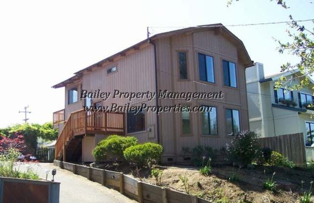 2 Story Home in Soquel photos photos