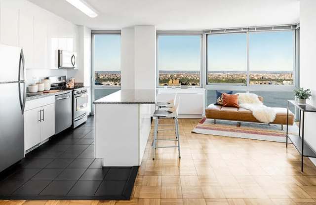 510 West 38th St. photos photos